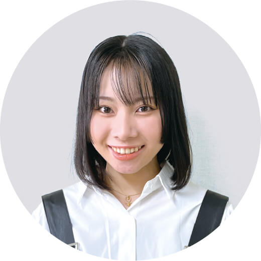 先生たちにいつも励まされ歯科衛生士になる夢を叶えられた。さんの写真
